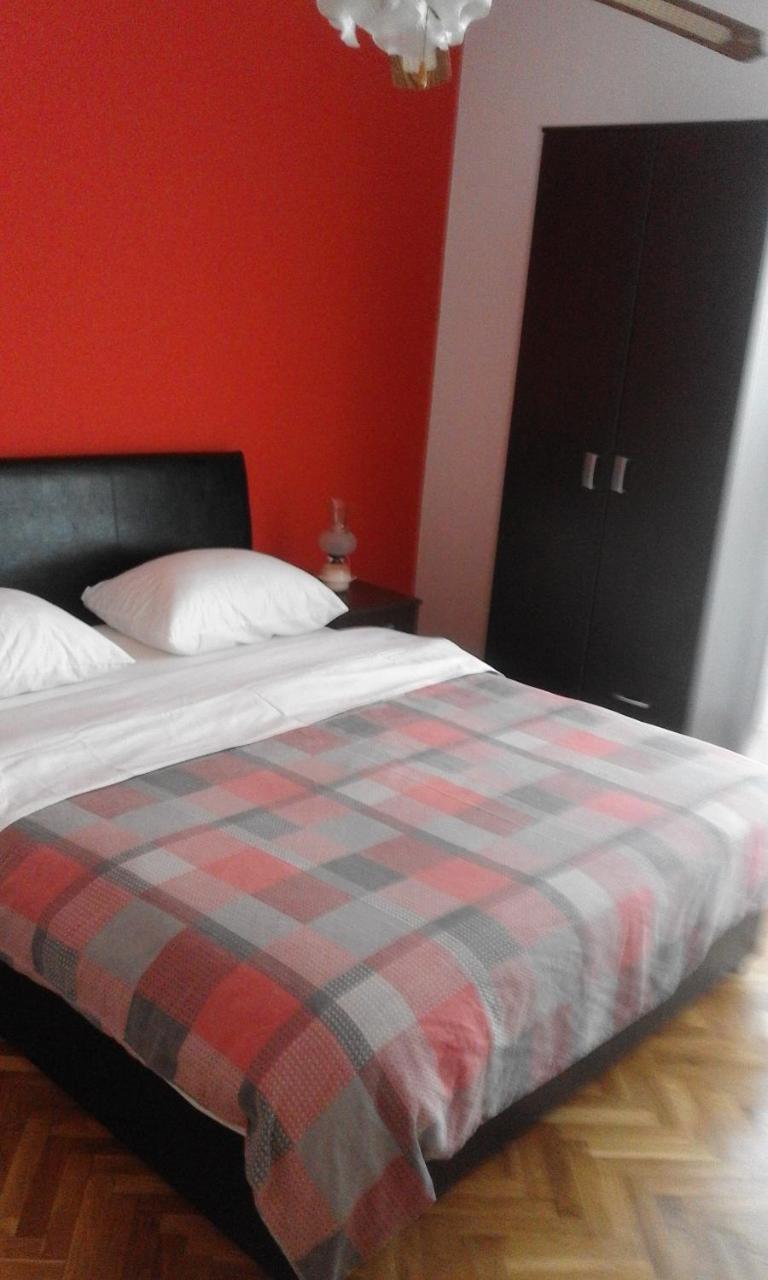 Apartments Ratkovic Тиват Екстериор снимка